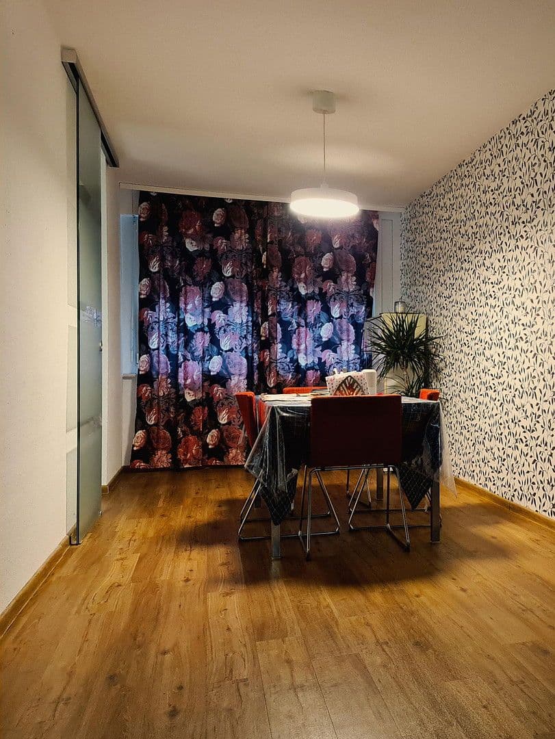 Prodej bytu 5+1 119 m², Ludwigshafen am Rhein, Porýní-Falc Prodej bytu 5+1 119 m², Ludwigshafen am Rhein, Porýní-Falc