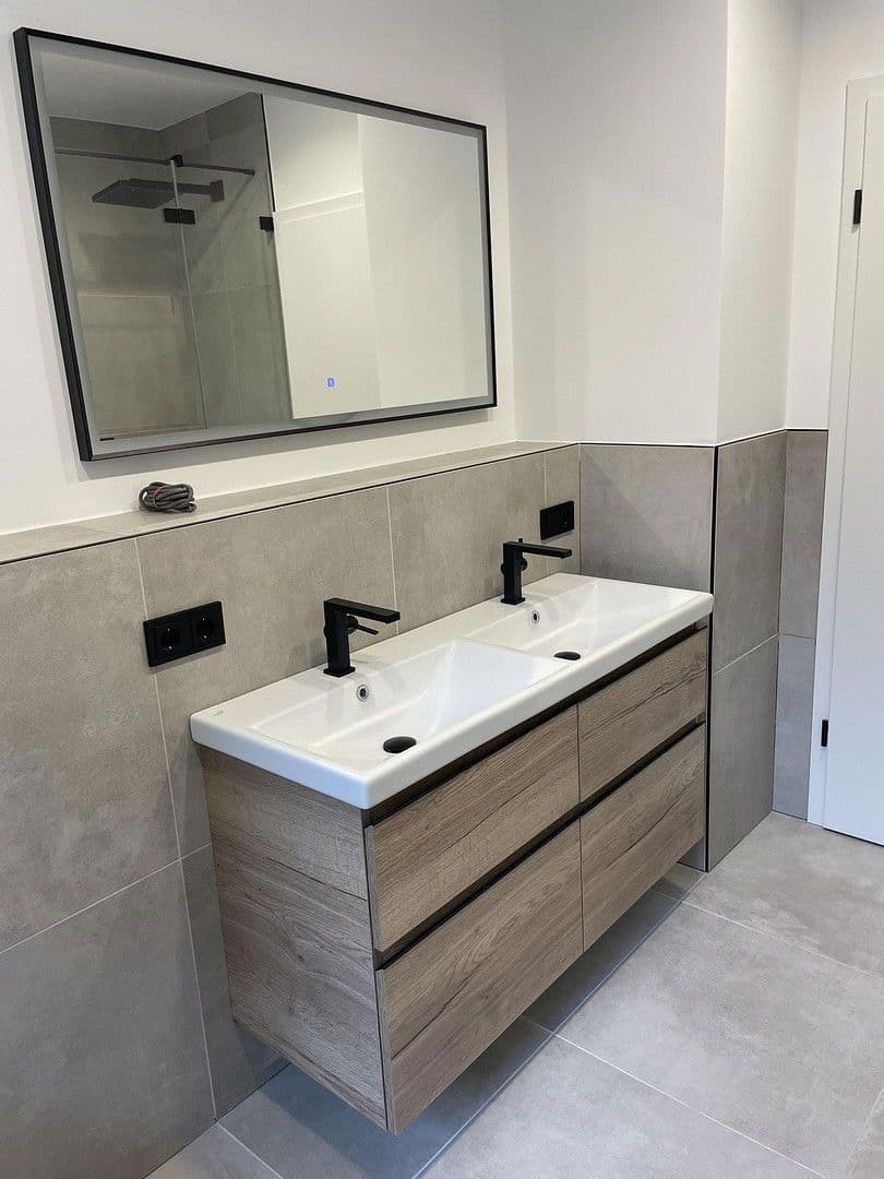 Prodej bytu 5+1 142 m², Herzogenaurach, Bavorsko Prodej bytu 5+1 142 m², Herzogenaurach, Bavorsko