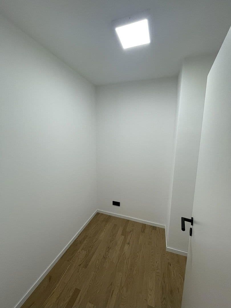 Prodej bytu 5+1 142 m², Herzogenaurach, Bavorsko Prodej bytu 5+1 142 m², Herzogenaurach, Bavorsko