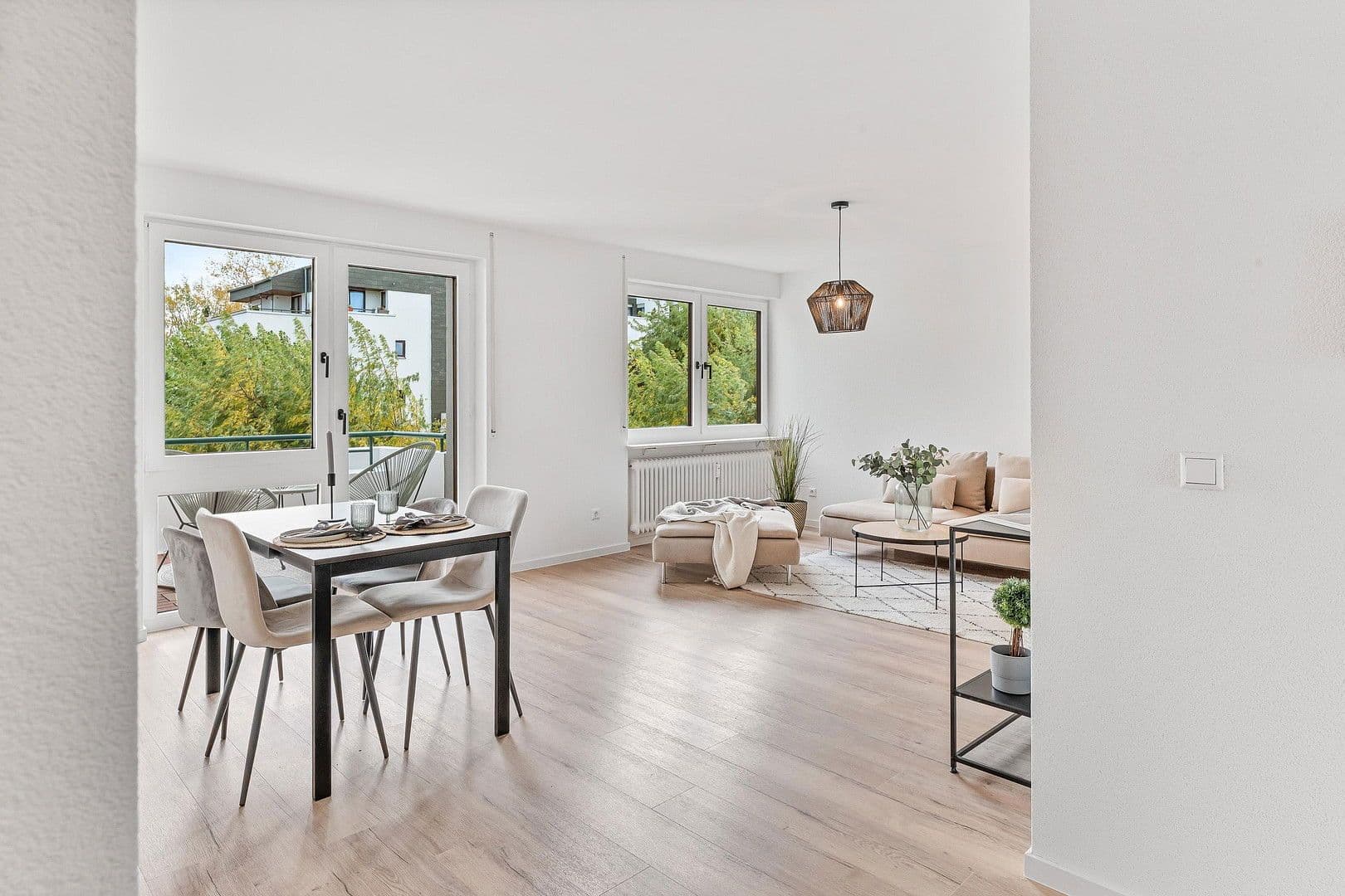 Prodej bytu 3+1 70 m², Leinfelden-Echterdingen, Bádensko-Württembersko Prodej bytu 3+1 70 m², Leinfelden-Echterdingen, Bádensko-Württembersko