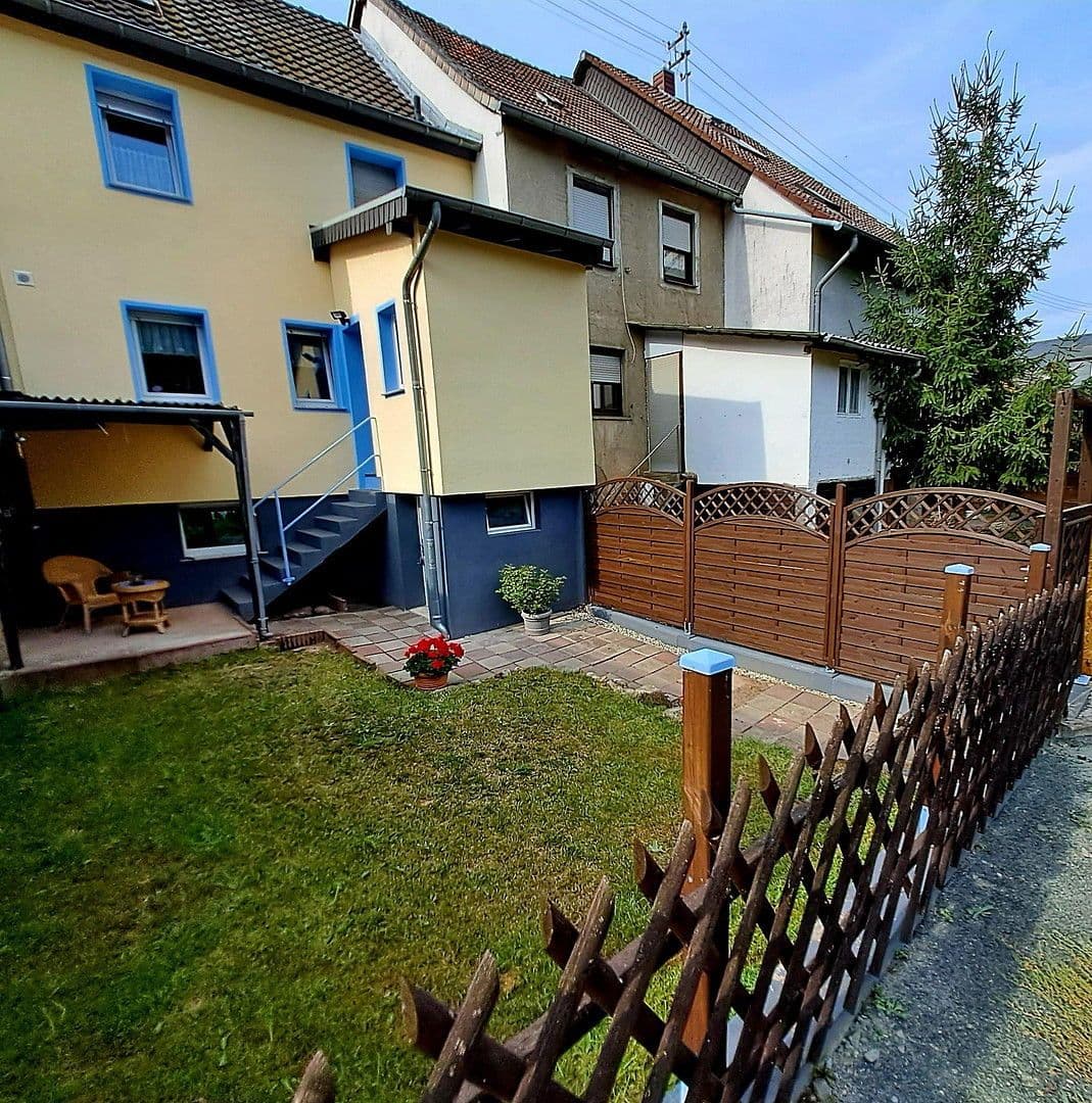 Prodej domu 80 m², pozemek 380 m², Kirner Straße 103, Kirn, Porýní-Falc Prodej domu 80 m², pozemek 380 m², Kirner Straße 103, Kirn, Porýní-Falc