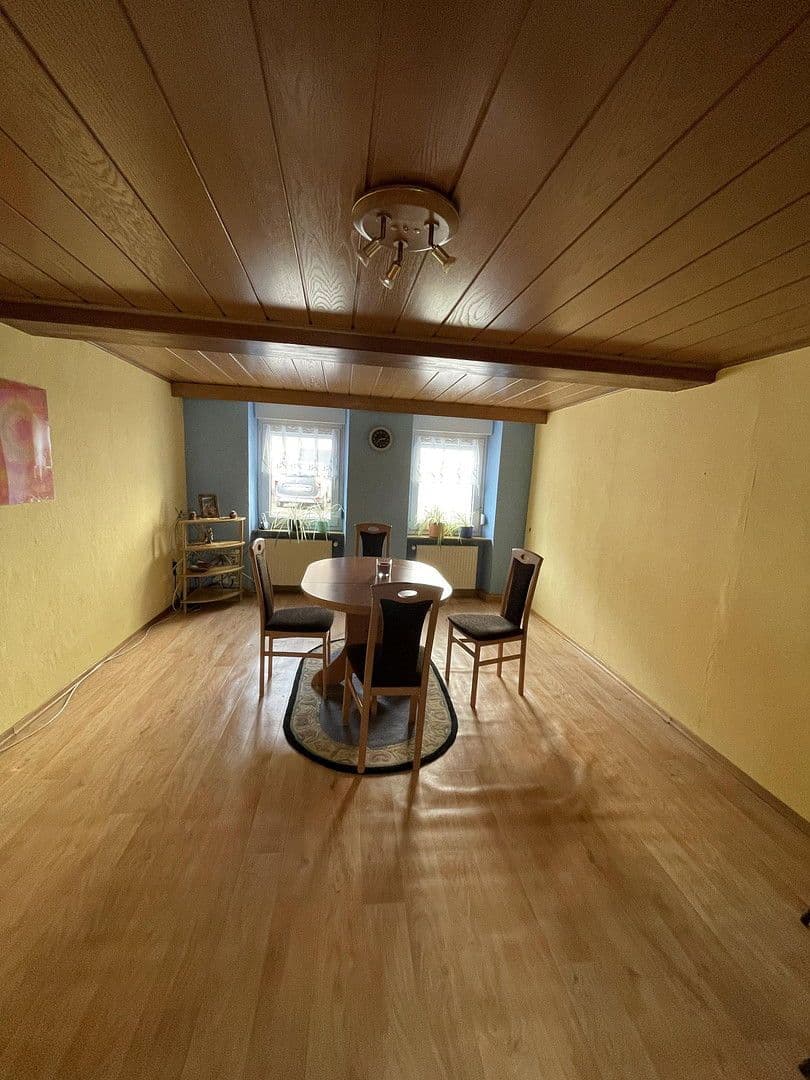 Prodej domu 80 m², pozemek 380 m², Kirner Straße 103, Kirn, Porýní-Falc Prodej domu 80 m², pozemek 380 m², Kirner Straße 103, Kirn, Porýní-Falc