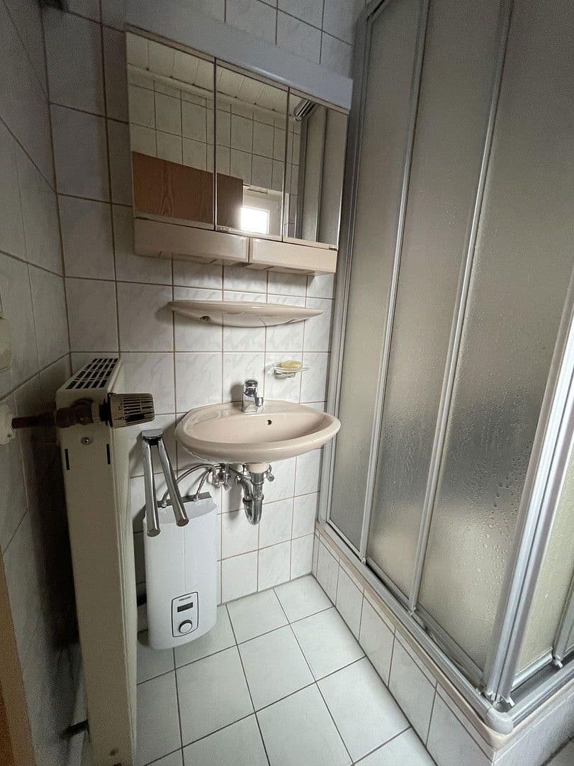 Prodej domu 80 m², pozemek 380 m², Kirner Straße 103, Kirn, Porýní-Falc Prodej domu 80 m², pozemek 380 m², Kirner Straße 103, Kirn, Porýní-Falc