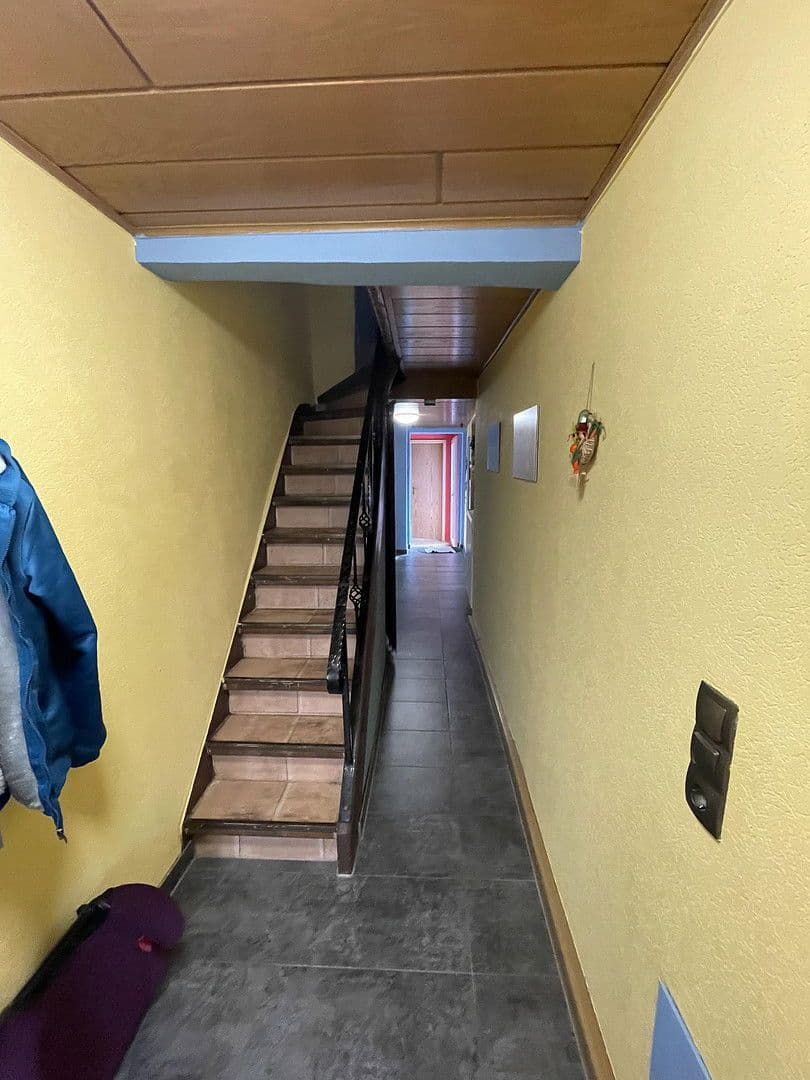 Prodej domu 80 m², pozemek 380 m², Kirner Straße 103, Kirn, Porýní-Falc Prodej domu 80 m², pozemek 380 m², Kirner Straße 103, Kirn, Porýní-Falc