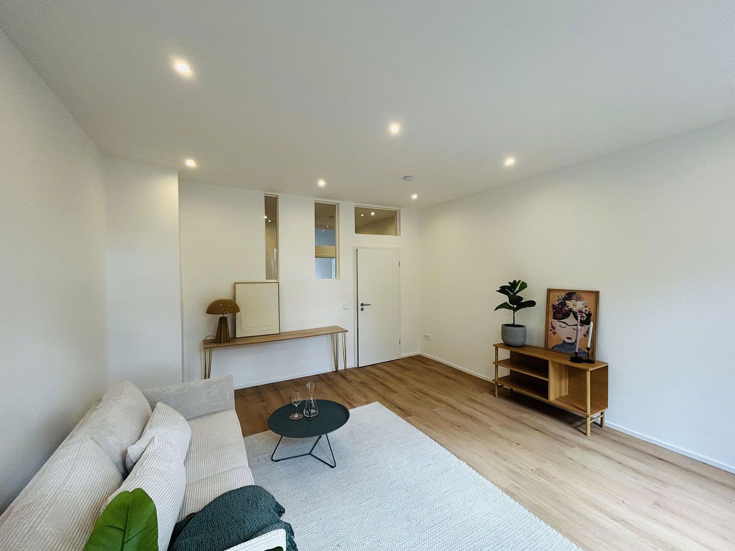 Prodej bytu 2+1 74 m², Rheinstaße 27, Wiesbaden, Hessen Prodej bytu 2+1 74 m², Rheinstaße 27, Wiesbaden, Hessen