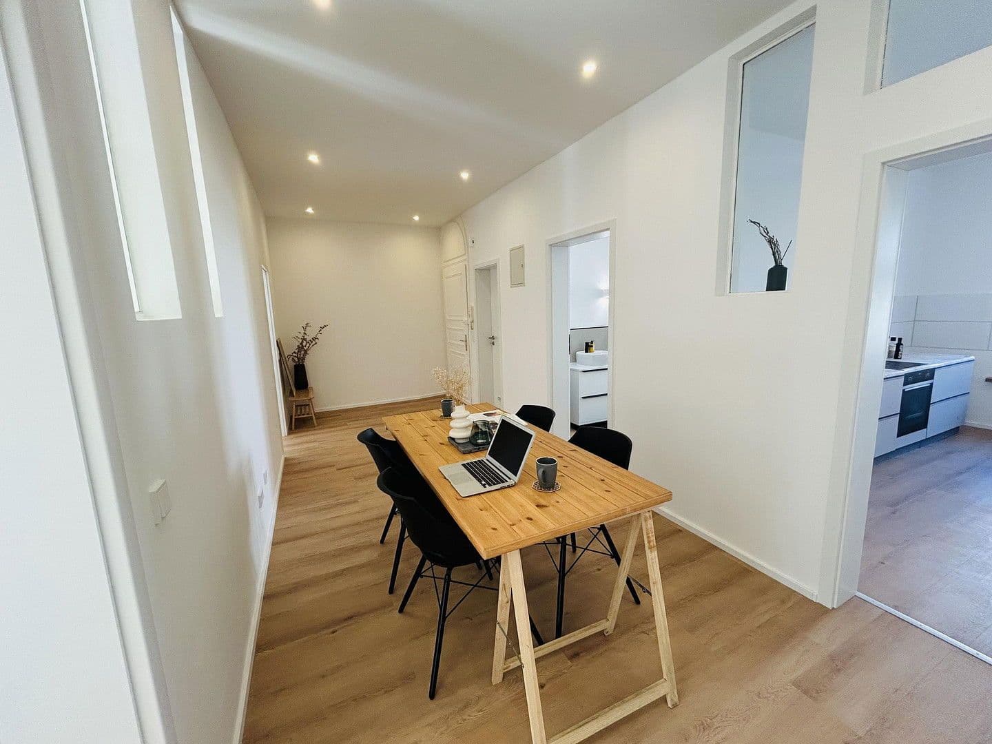 Prodej bytu 2+1 74 m², Rheinstaße 27, Wiesbaden, Hessen Prodej bytu 2+1 74 m², Rheinstaße 27, Wiesbaden, Hessen