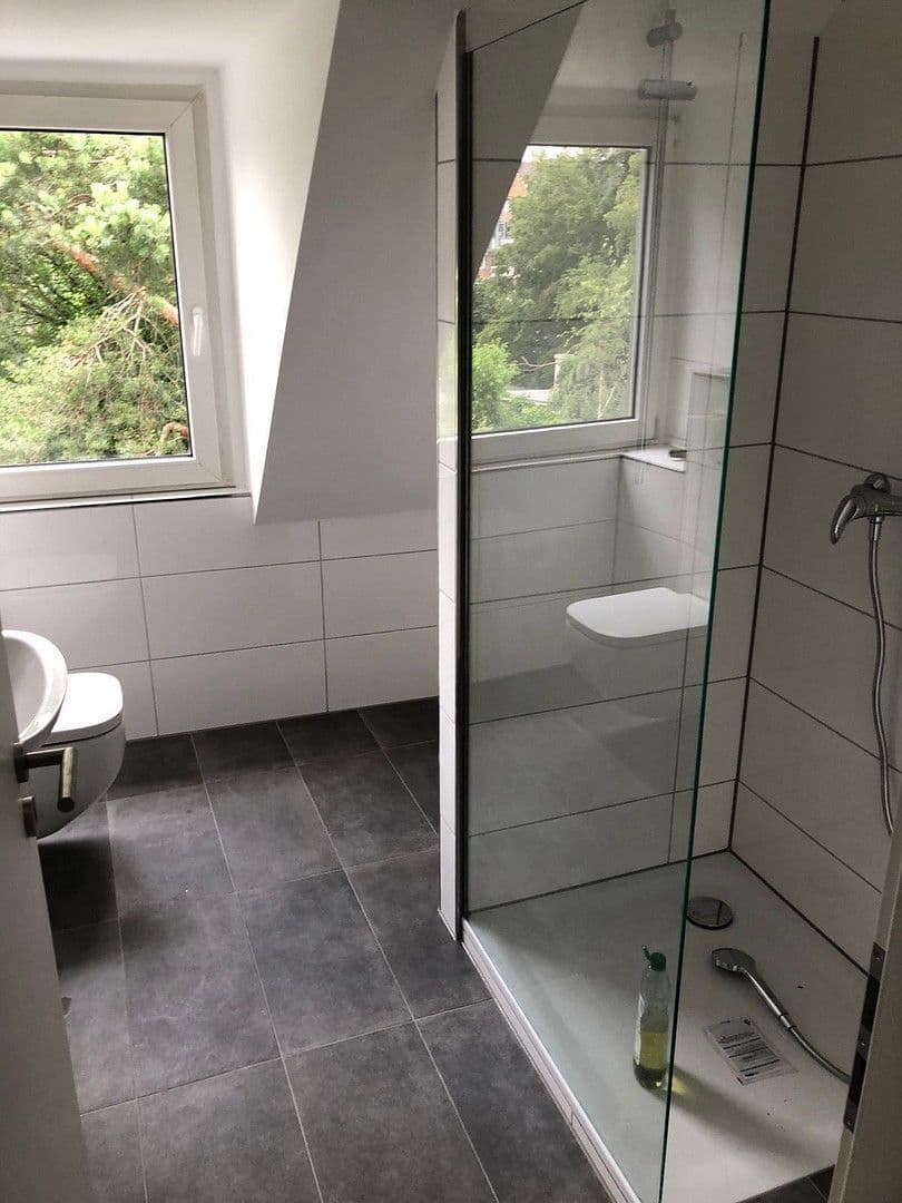 Pronájem bytu 3+1 68 m², Rixdorfer Straße 12, Köln, Severní Porýní-Vestfálsko Pronájem bytu 3+1 68 m², Rixdorfer Straße 12, Köln, Severní Porýní-Vestfálsko