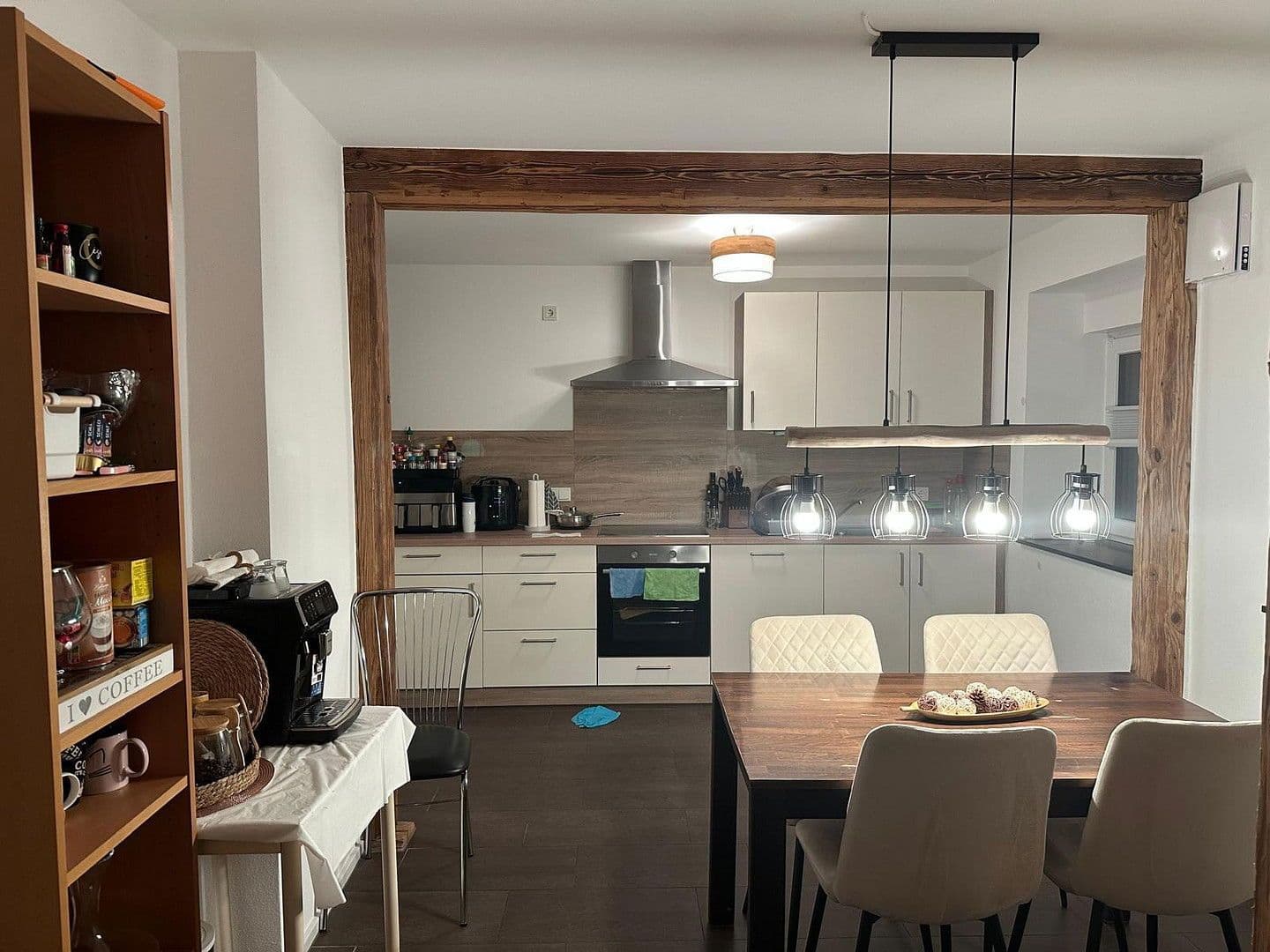 Pronájem bytu 3+1 72 m², Thyrsusstraße 126, Trier, Porýní-Falc Pronájem bytu 3+1 72 m², Thyrsusstraße 126, Trier, Porýní-Falc