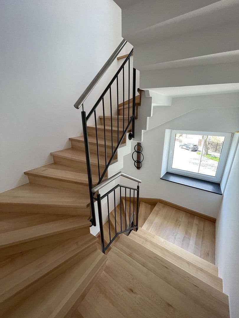 Pronájem bytu 3+1 72 m², Thyrsusstraße 126, Trier, Porýní-Falc Pronájem bytu 3+1 72 m², Thyrsusstraße 126, Trier, Porýní-Falc