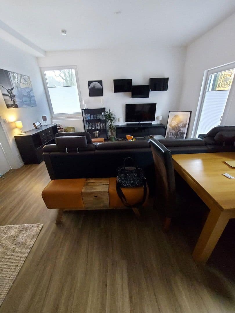 Pronájem bytu 3+1 68 m², Hangweg 9, Castrop-Rauxel, Severní Porýní-Vestfálsko Pronájem bytu 3+1 68 m², Hangweg 9, Castrop-Rauxel, Severní Porýní-Vestfálsko