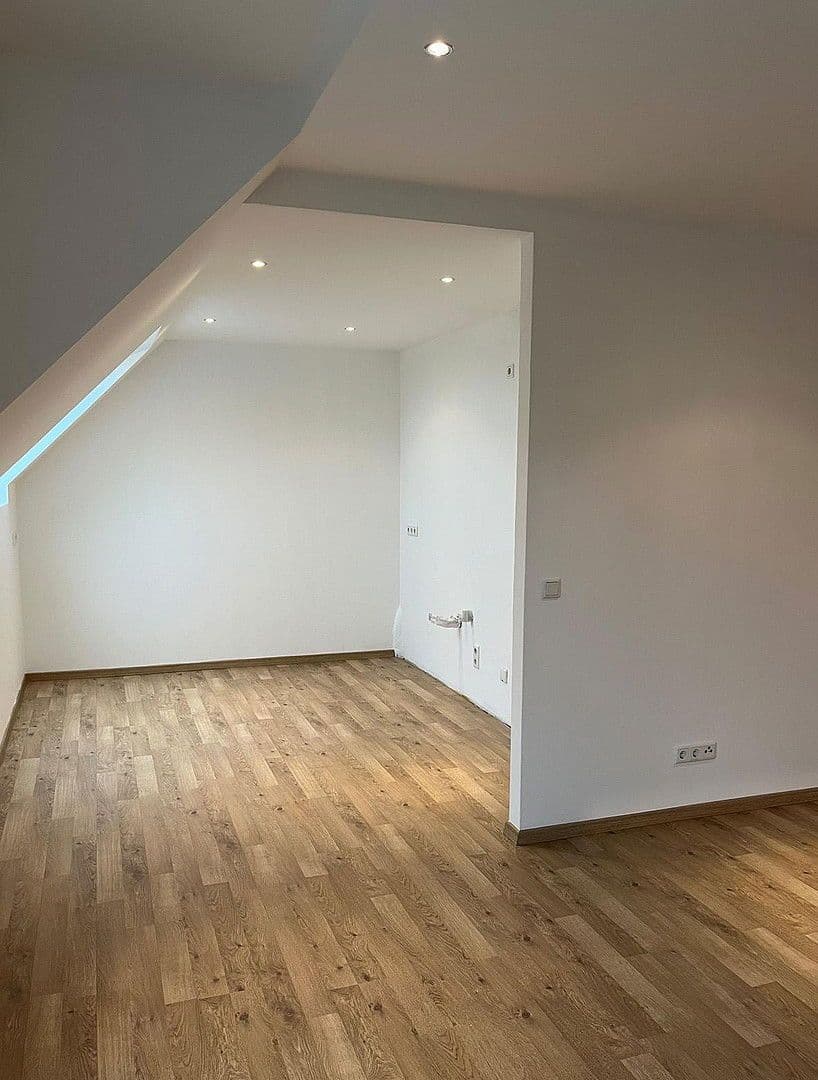 Pronájem bytu 2+1 50 m², Remscheid, Severní Porýní-Vestfálsko Pronájem bytu 2+1 50 m², Remscheid, Severní Porýní-Vestfálsko