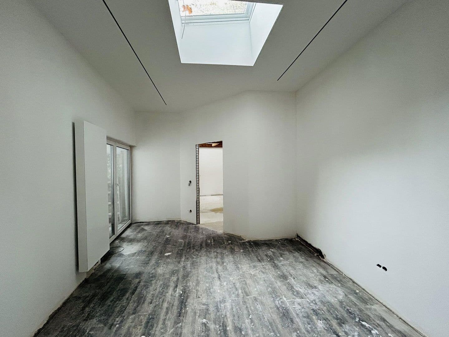 Pronájem bytu 4+1 85 m², Köln, Severní Porýní-Vestfálsko Pronájem bytu 4+1 85 m², Köln, Severní Porýní-Vestfálsko