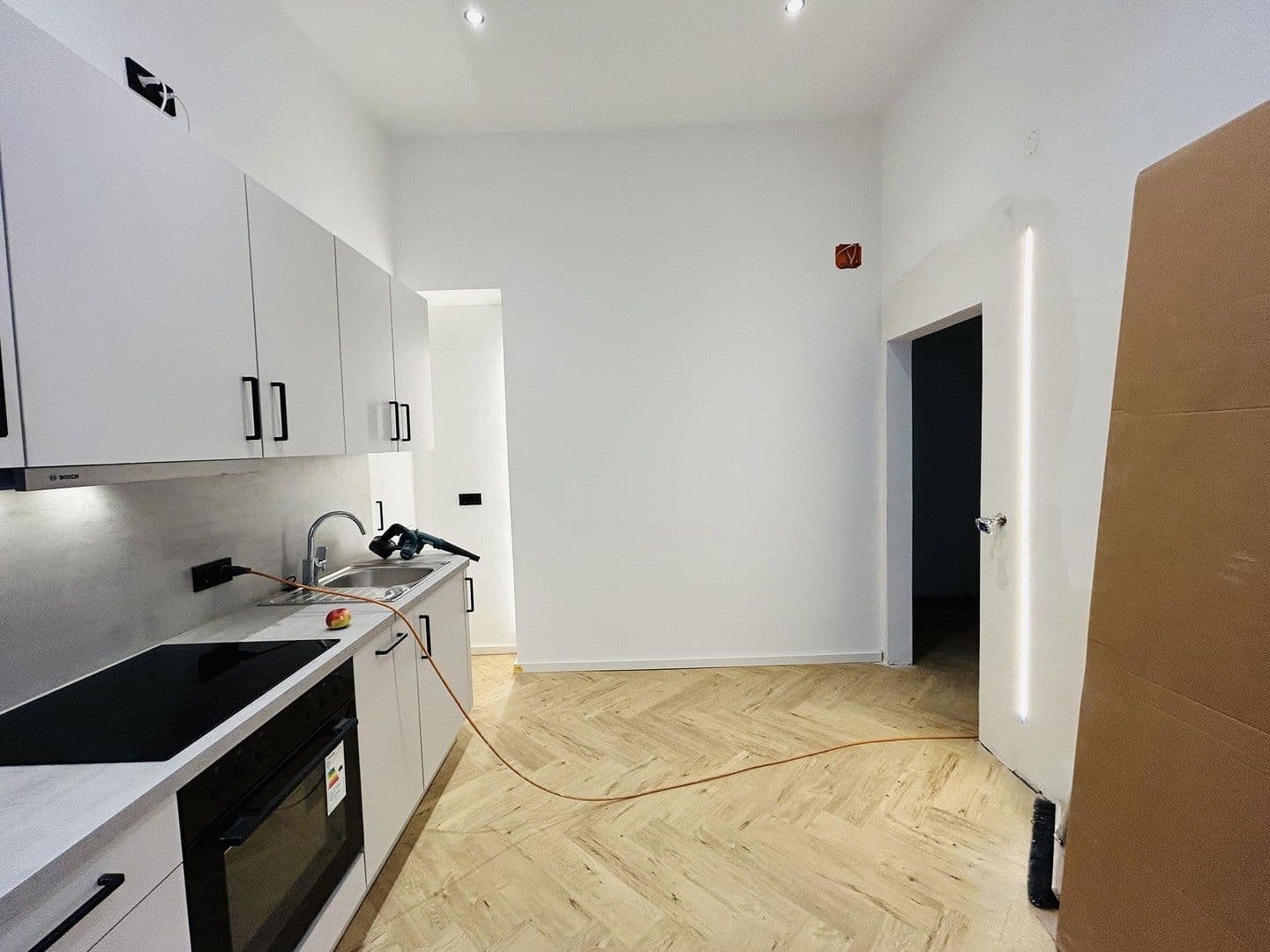 Pronájem bytu 4+1 85 m², Köln, Severní Porýní-Vestfálsko Pronájem bytu 4+1 85 m², Köln, Severní Porýní-Vestfálsko
