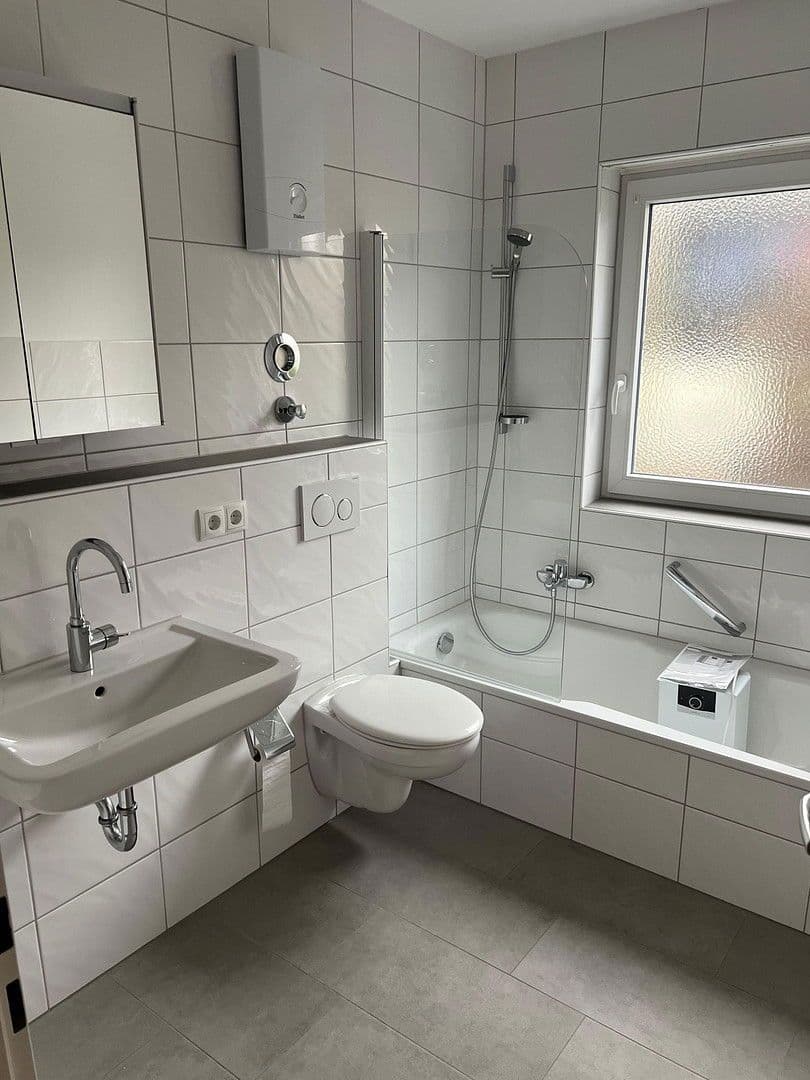 Pronájem bytu 3+1 70 m², Reichshofstr. 20, Schwerte, Severní Porýní-Vestfálsko Pronájem bytu 3+1 70 m², Reichshofstr. 20, Schwerte, Severní Porýní-Vestfálsko