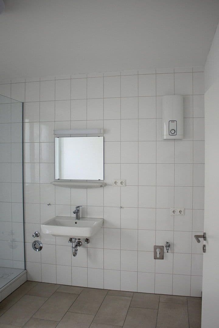 Pronájem bytu 5+1 159 m², Am Buchenbaum 21, Duisburg, Severní Porýní-Vestfálsko Pronájem bytu 5+1 159 m², Am Buchenbaum 21, Duisburg, Severní Porýní-Vestfálsko