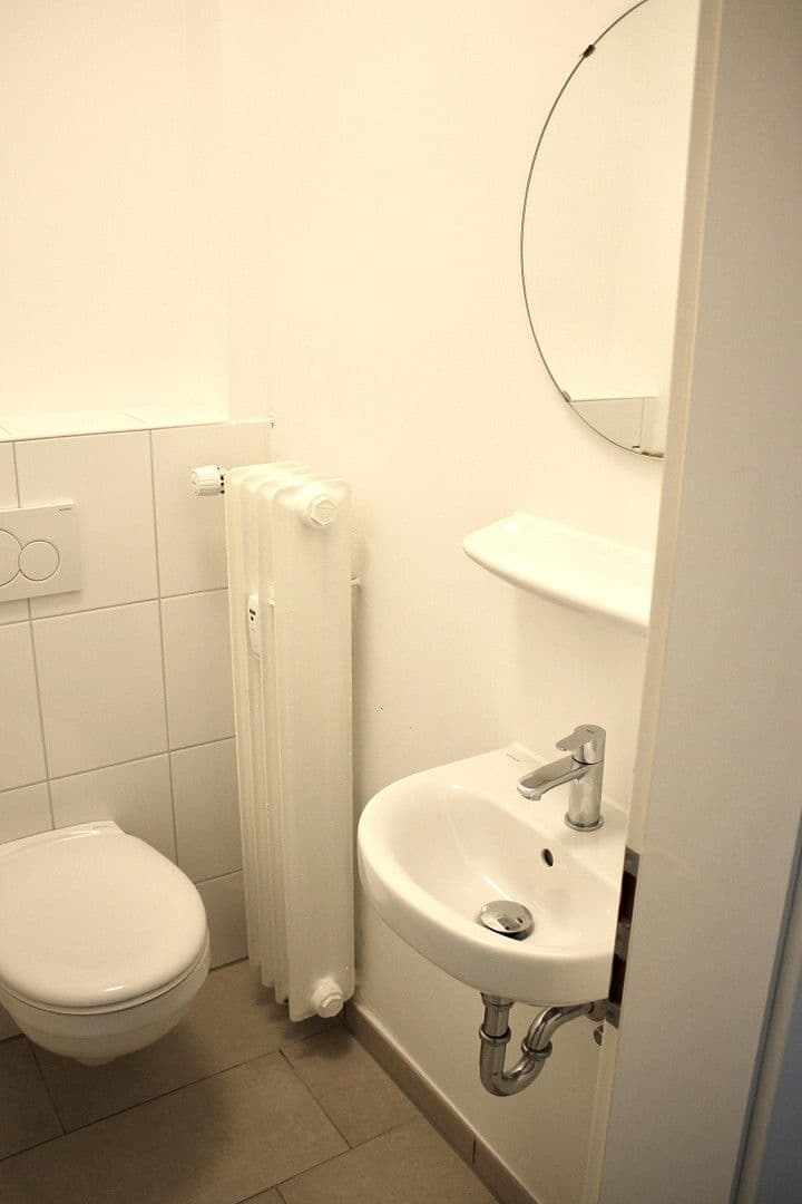 Pronájem bytu 5+1 159 m², Am Buchenbaum 21, Duisburg, Severní Porýní-Vestfálsko Pronájem bytu 5+1 159 m², Am Buchenbaum 21, Duisburg, Severní Porýní-Vestfálsko