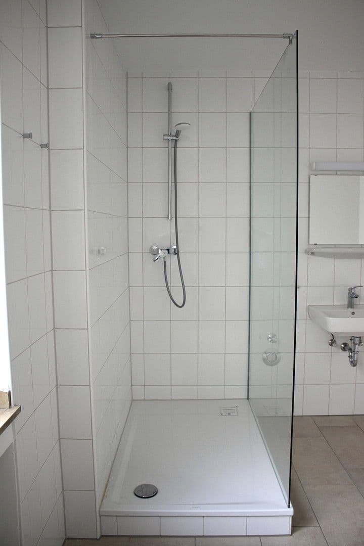 Pronájem bytu 5+1 159 m², Am Buchenbaum 21, Duisburg, Severní Porýní-Vestfálsko Pronájem bytu 5+1 159 m², Am Buchenbaum 21, Duisburg, Severní Porýní-Vestfálsko