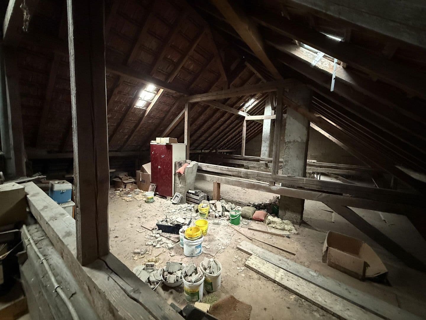 Prodej domu 405 m², pozemek 1.700 m², Klosterstraße 19, Offenbach-Hundheim, Porýní-Falc Prodej domu 405 m², pozemek 1.700 m², Klosterstraße 19, Offenbach-Hundheim, Porýní-Falc