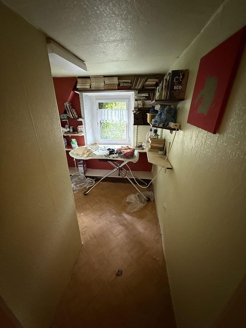 Prodej domu 405 m², pozemek 1.700 m², Klosterstraße 19, Offenbach-Hundheim, Porýní-Falc Prodej domu 405 m², pozemek 1.700 m², Klosterstraße 19, Offenbach-Hundheim, Porýní-Falc