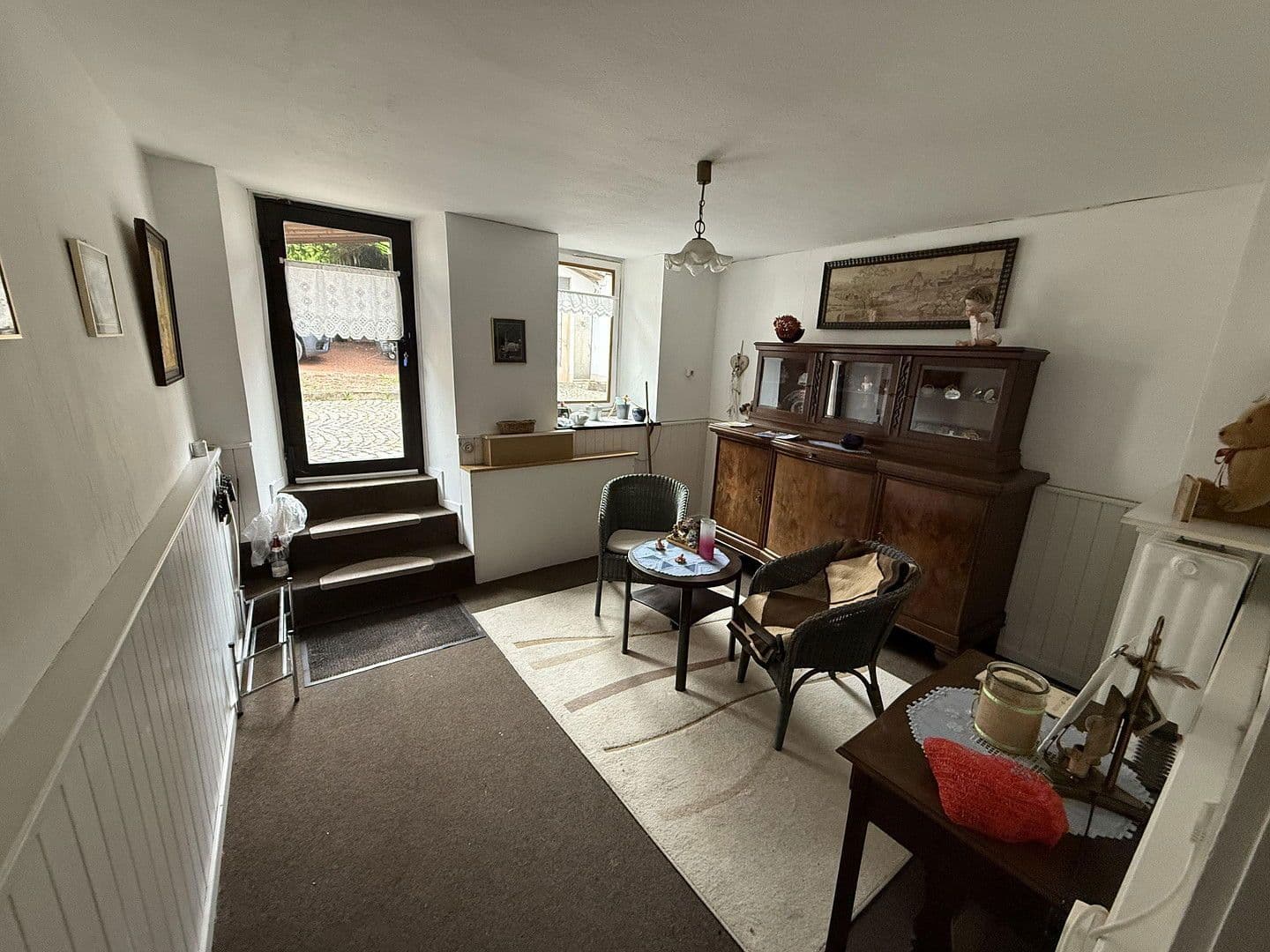 Prodej domu 405 m², pozemek 1.700 m², Klosterstraße 19, Offenbach-Hundheim, Porýní-Falc Prodej domu 405 m², pozemek 1.700 m², Klosterstraße 19, Offenbach-Hundheim, Porýní-Falc