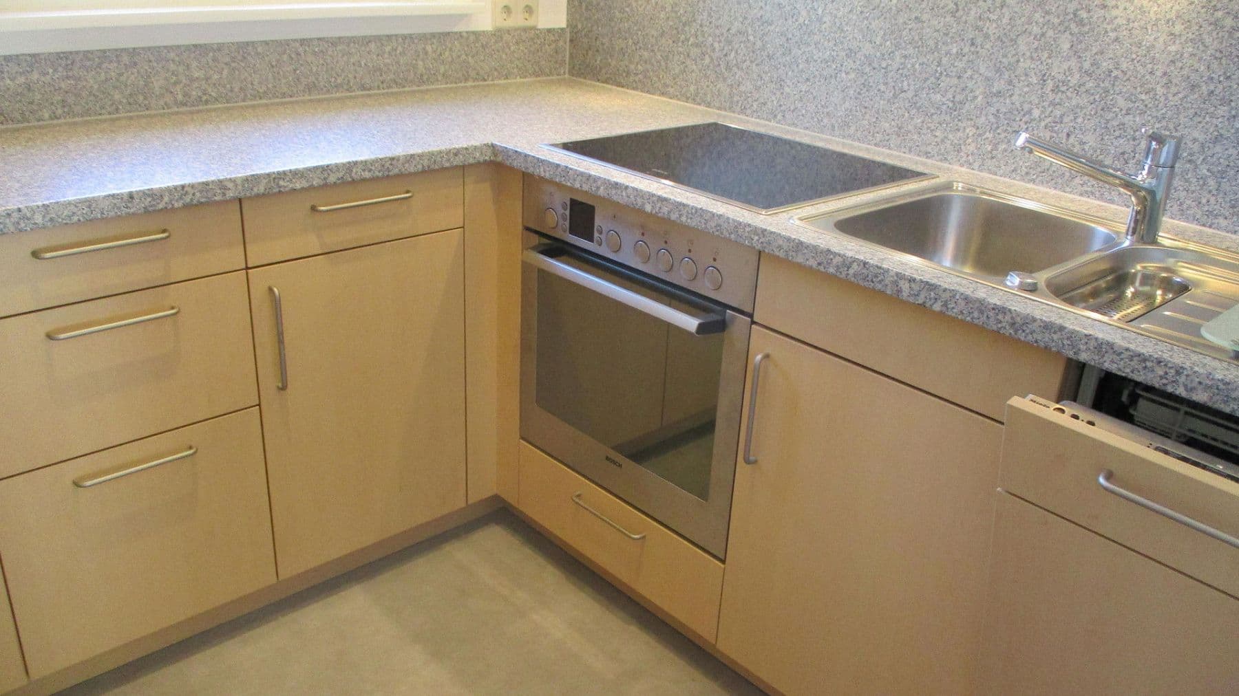 Prodej bytu 2+kk 57 m², Stuttgart, Bádensko-Württembersko Prodej bytu 2+kk 57 m², Stuttgart, Bádensko-Württembersko