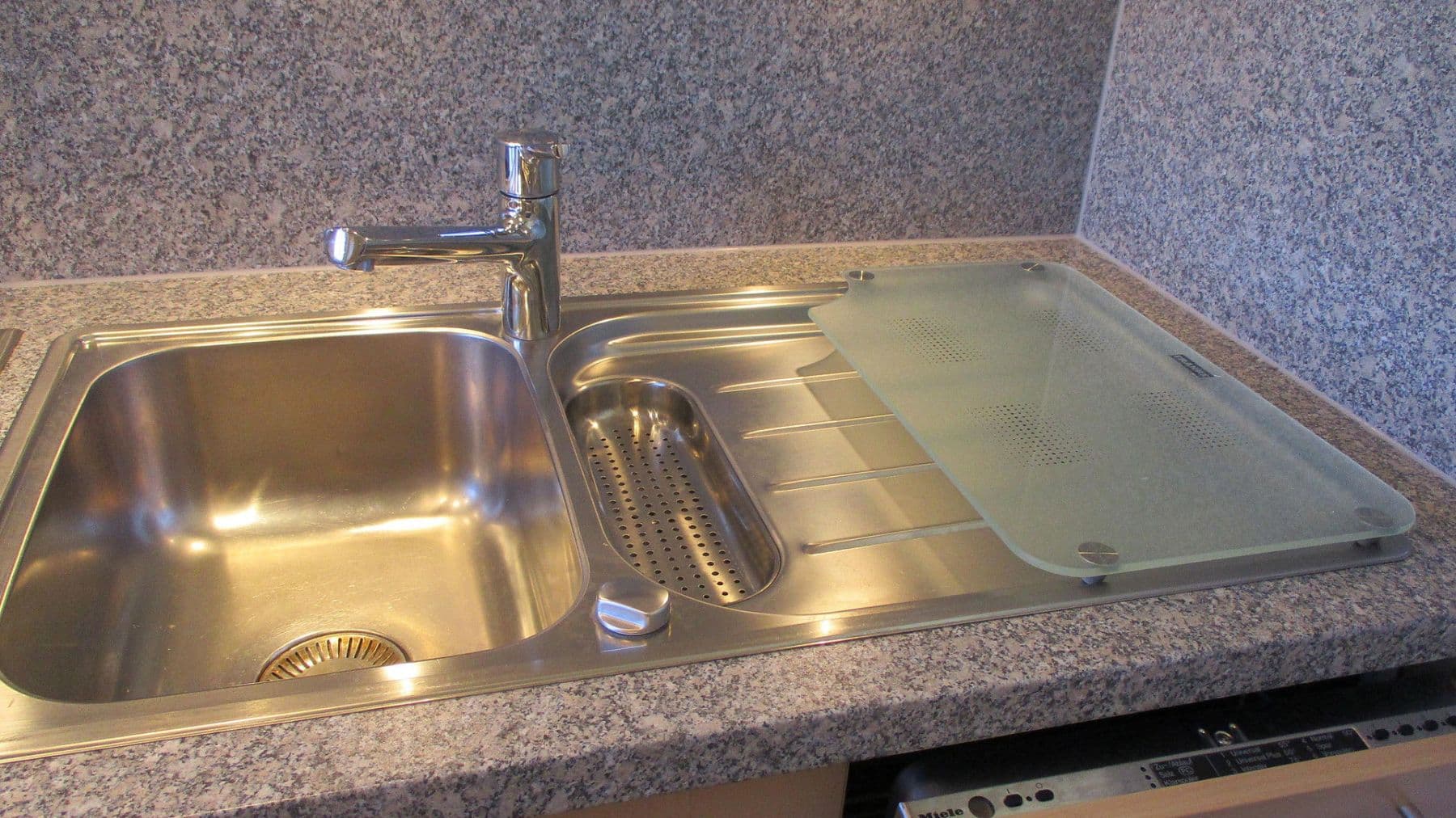 Prodej bytu 2+kk 57 m², Stuttgart, Bádensko-Württembersko Prodej bytu 2+kk 57 m², Stuttgart, Bádensko-Württembersko