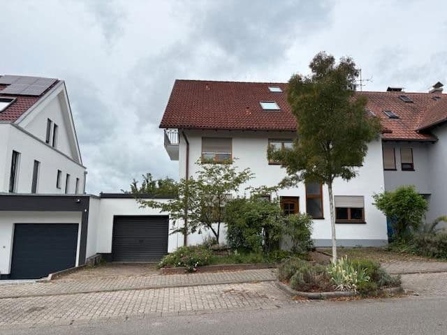 Pronájem bytu 3+1 83 m², Landau, Porýní-Falc Pronájem bytu 3+1 83 m², Landau, Porýní-Falc
