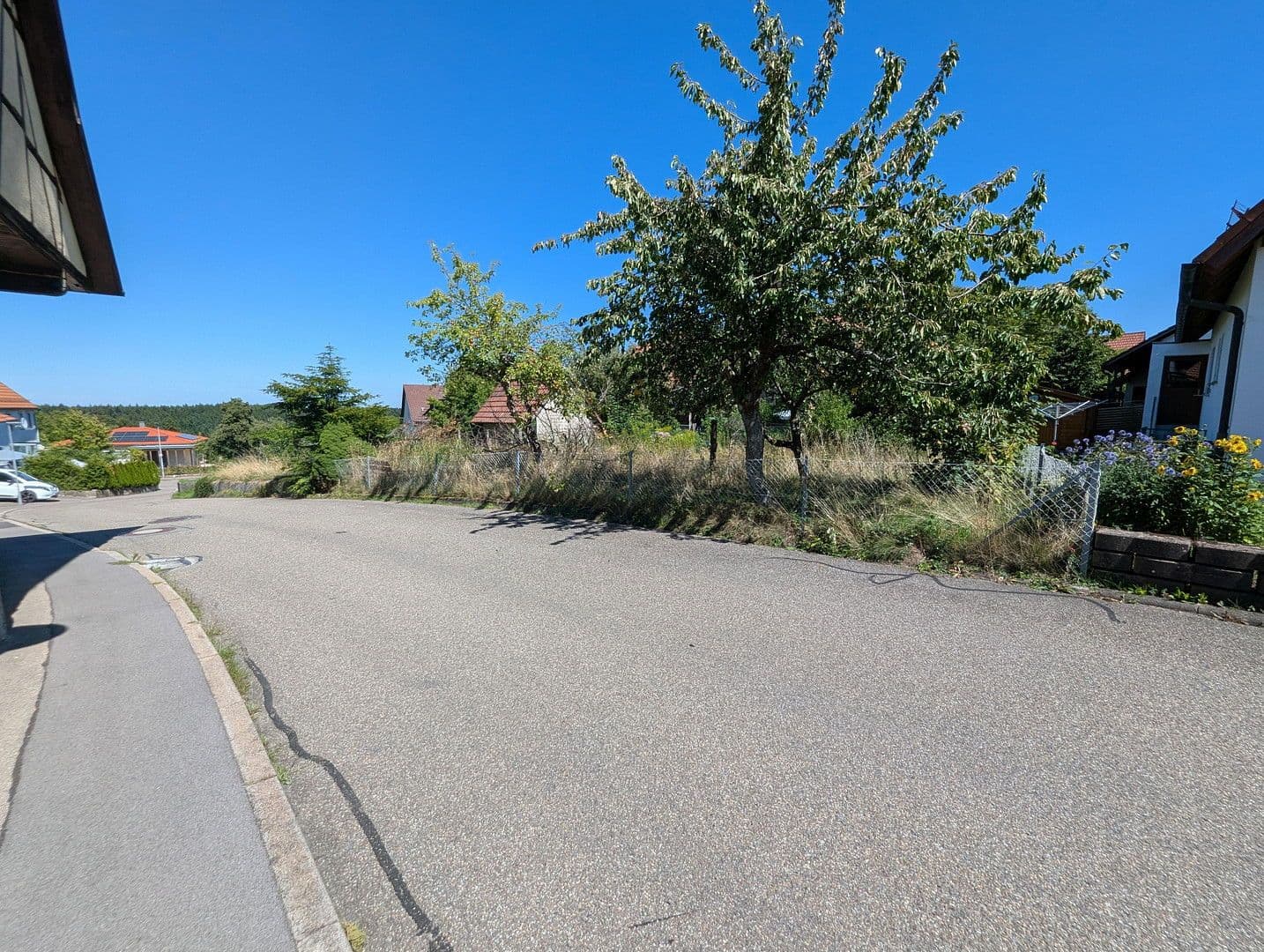 Prodej pozemku 326 m², Bad Liebenzell, Bádensko-Württembersko Prodej pozemku 326 m², Bad Liebenzell, Bádensko-Württembersko