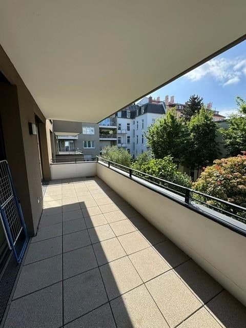 Prodej bytu 4+1 105 m², Kriegkstrasse 67, Frankfurt, Hessen Prodej bytu 4+1 105 m², Kriegkstrasse 67, Frankfurt, Hessen