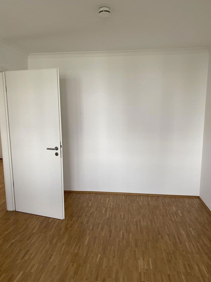 Prodej bytu 4+1 105 m², Kriegkstrasse 67, Frankfurt, Hessen Prodej bytu 4+1 105 m², Kriegkstrasse 67, Frankfurt, Hessen