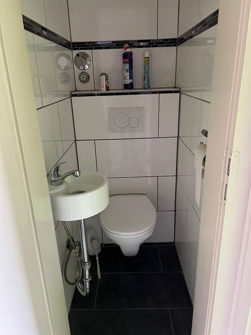 Pronájem bytu 3+1 65 m², Hilden, Severní Porýní-Vestfálsko Pronájem bytu 3+1 65 m², Hilden, Severní Porýní-Vestfálsko