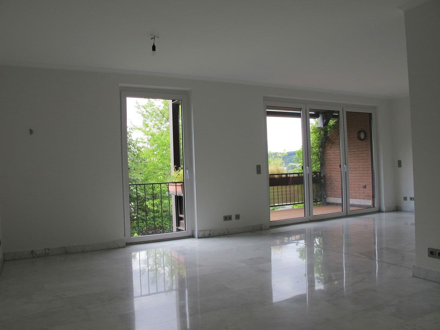 Pronájem bytu 3+1 90 m², Hemer, Severní Porýní-Vestfálsko Pronájem bytu 3+1 90 m², Hemer, Severní Porýní-Vestfálsko