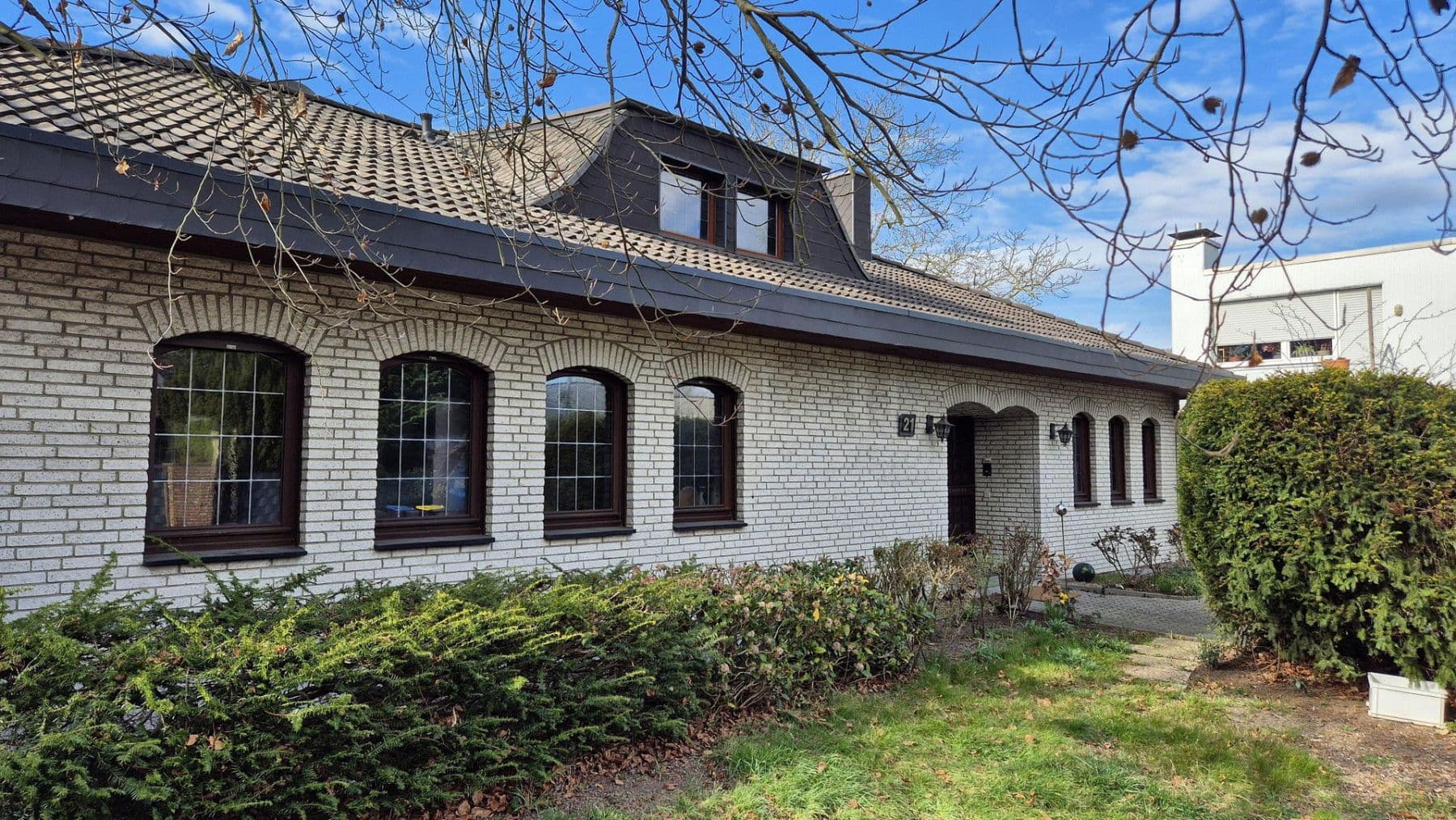 Prodej domu 197 m², pozemek 1.552 m², Korschenbroich, Severní Porýní-Vestfálsko Prodej domu 197 m², pozemek 1.552 m², Korschenbroich, Severní Porýní-Vestfálsko