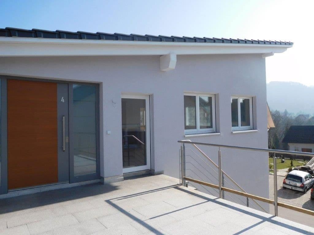 Pronájem bytu 2+kk 104 m², Zimmermannstrasse 4a, Laufenburg (Baden), Bádensko-Württembersko Pronájem bytu 2+kk 104 m², Zimmermannstrasse 4a, Laufenburg (Baden), Bádensko-Württembersko