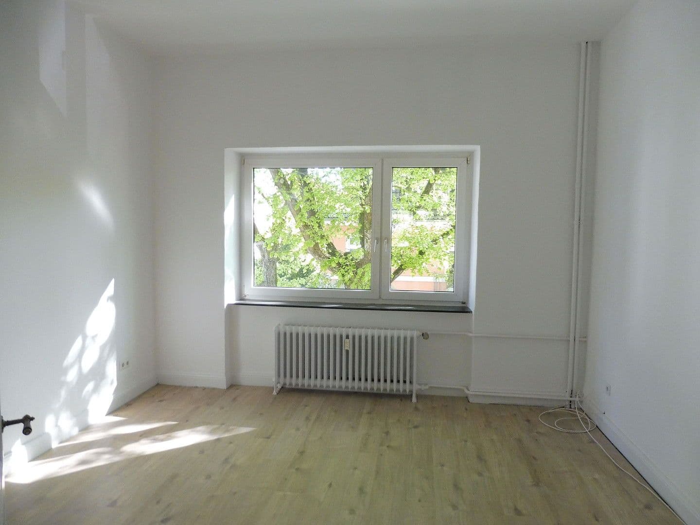 Pronájem bytu 4+1 124 m², Gewerbeschulstraße 11, Remscheid, Severní Porýní-Vestfálsko Pronájem bytu 4+1 124 m², Gewerbeschulstraße 11, Remscheid, Severní Porýní-Vestfálsko