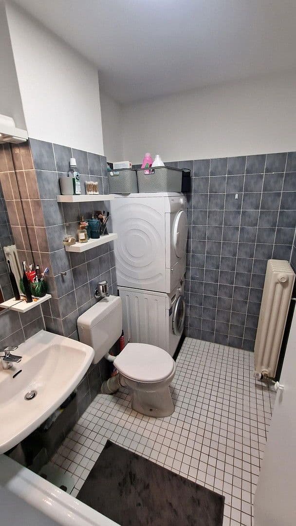 Pronájem bytu 3+1 85 m², Bremen, Bremen Pronájem bytu 3+1 85 m², Bremen, Bremen