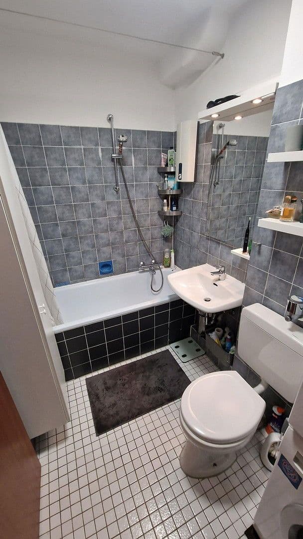 Pronájem bytu 3+1 85 m², Bremen, Bremen Pronájem bytu 3+1 85 m², Bremen, Bremen