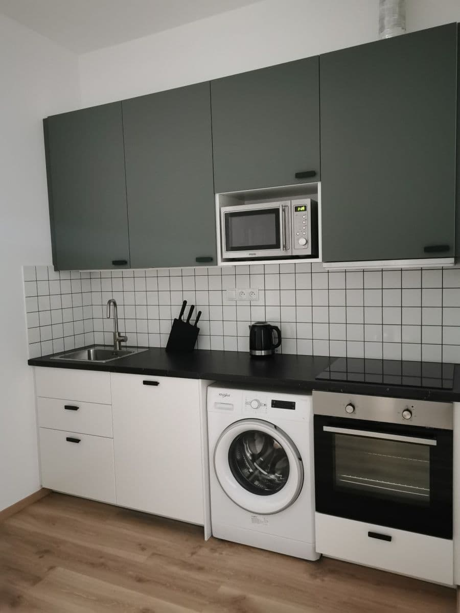 Prodej bytu 1+1 37 m², Pivovarská, Praha, Praha Prodej bytu 1+1 37 m², Pivovarská, Praha, Praha