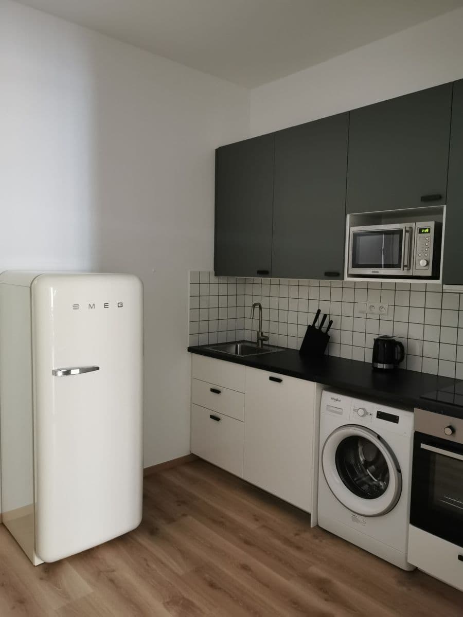 Prodej bytu 1+1 37 m², Pivovarská, Praha, Praha Prodej bytu 1+1 37 m², Pivovarská, Praha, Praha