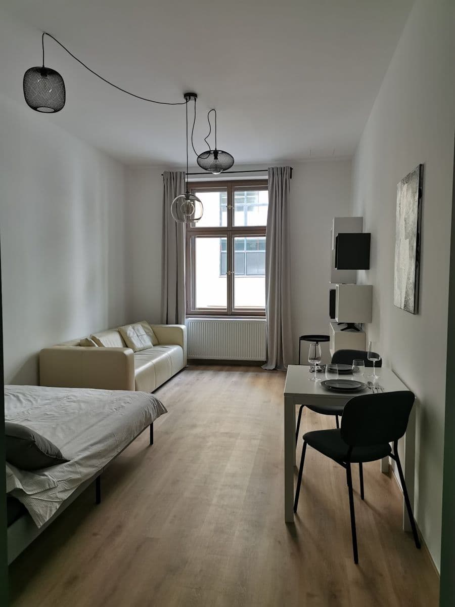 Prodej bytu 1+1 37 m², Pivovarská, Praha, Praha Prodej bytu 1+1 37 m², Pivovarská, Praha, Praha