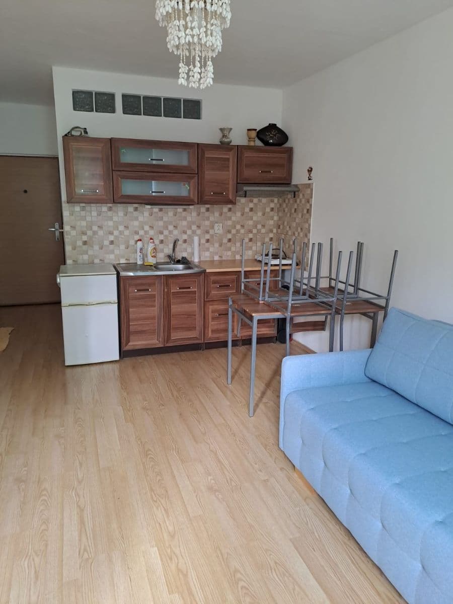 Pronájem bytu 1+kk 29 m², Přátelství, Cheb, Karlovarský kraj Pronájem bytu 1+kk 29 m², Přátelství, Cheb, Karlovarský kraj