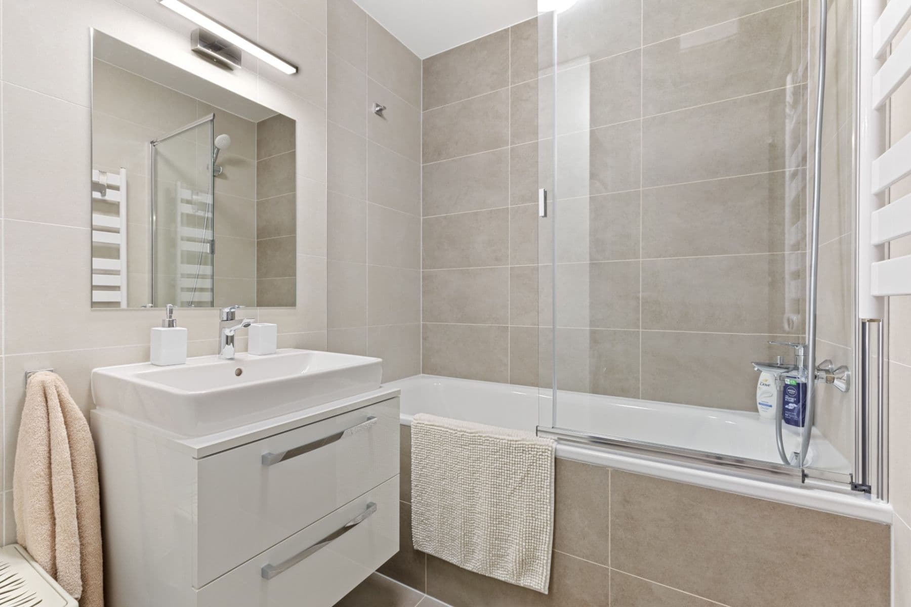Pronájem bytu 2+1 55 m², Trnavská cesta, Ružinov, Bratislavský kraj Pronájem bytu 2+1 55 m², Trnavská cesta, Ružinov, Bratislavský kraj