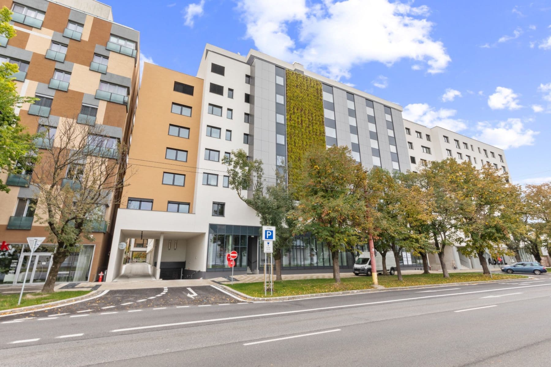 Pronájem bytu 2+1 55 m², Trnavská cesta, Ružinov, Bratislavský kraj Pronájem bytu 2+1 55 m², Trnavská cesta, Ružinov, Bratislavský kraj