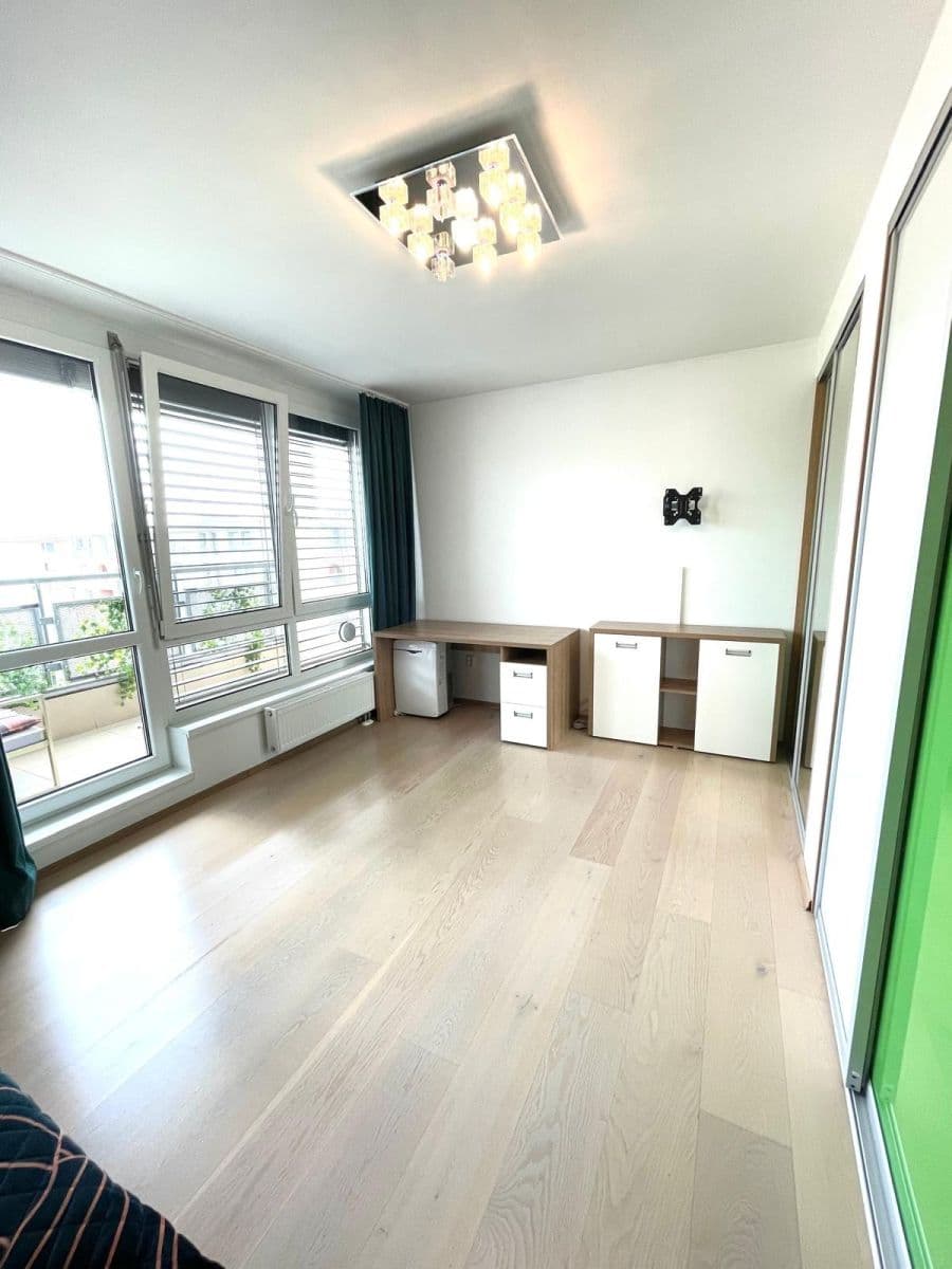 Prodej bytu 4+1 182 m², Galvaniho, Ružinov, Bratislavský kraj Prodej bytu 4+1 182 m², Galvaniho, Ružinov, Bratislavský kraj