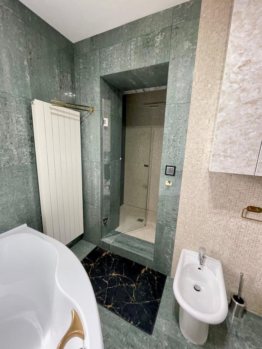 Prodej bytu 4+1 182 m², Galvaniho, Ružinov, Bratislavský kraj Prodej bytu 4+1 182 m², Galvaniho, Ružinov, Bratislavský kraj