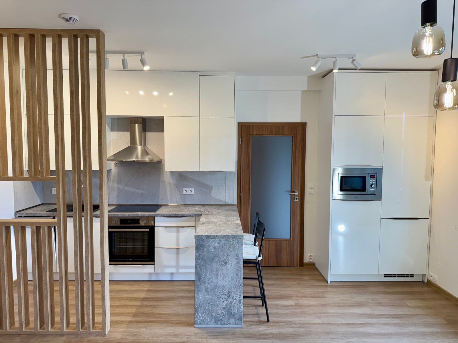 Pronájem bytu 2+kk 50 m², Na Radosti, Praha, Praha Pronájem bytu 2+kk 50 m², Na Radosti, Praha, Praha