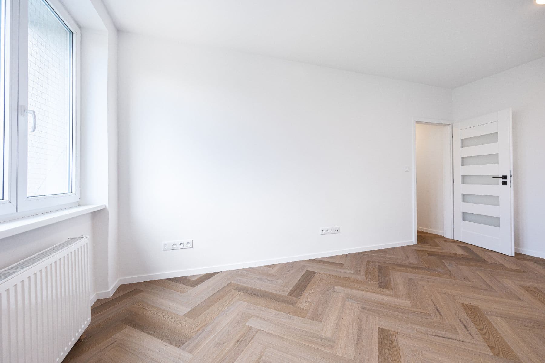Pronájem bytu 2+1 55 m², Malovická, Praha, Praha Pronájem bytu 2+1 55 m², Malovická, Praha, Praha