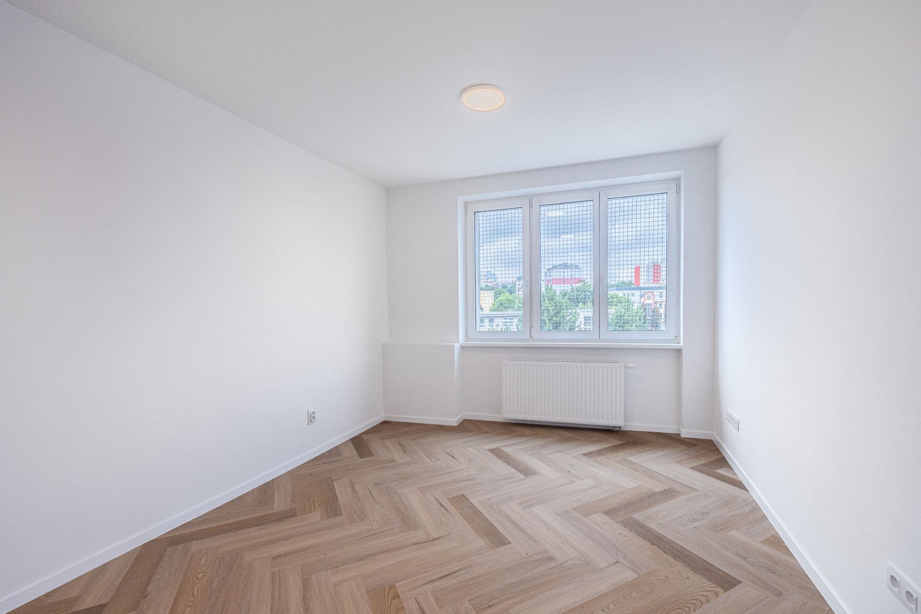 Pronájem bytu 2+1 55 m², Malovická, Praha, Praha Pronájem bytu 2+1 55 m², Malovická, Praha, Praha