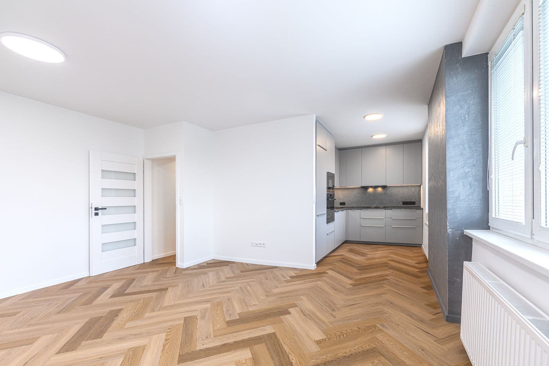 Pronájem bytu 2+1 55 m², Malovická, Praha, Praha Pronájem bytu 2+1 55 m², Malovická, Praha, Praha