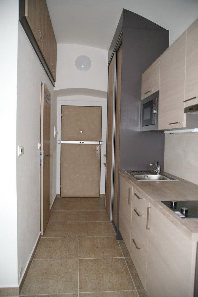 Pronájem bytu 1+kk 20 m², Československé armády, Praha, Praha Pronájem bytu 1+kk 20 m², Československé armády, Praha, Praha